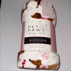 NWT Pet Paws Luxury Plush Dog 40 x 50” Throw Valentine Dachshunds White Red Pink